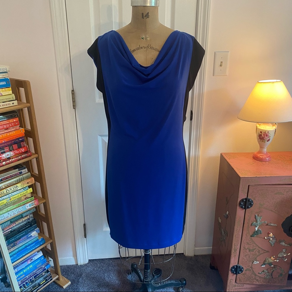 Calvin Klein Blue & Black Colorblock Knit Shift Dress size 14